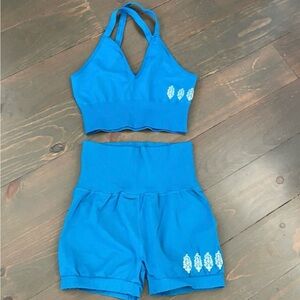 NWOT Free People Movement Good Karma set